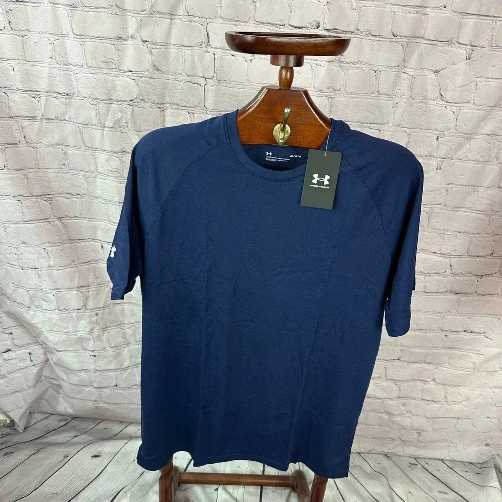 men's under armour athletic short sleeve navy tee Shirt size large
